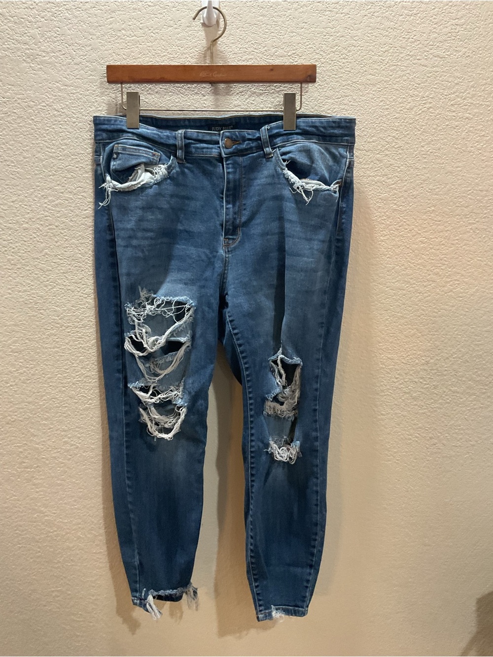 Judy Blue Distressed Blue Boyfriend Jeans